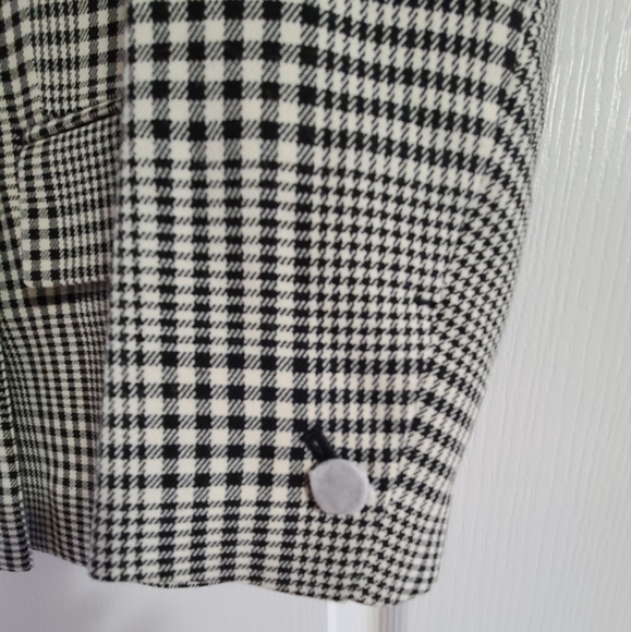 Plaid Double-Breasted Blazer - Picture 8 of 11